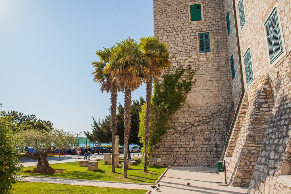 Apartments Laurus شيبينيك المظهر الخارجي الصورة