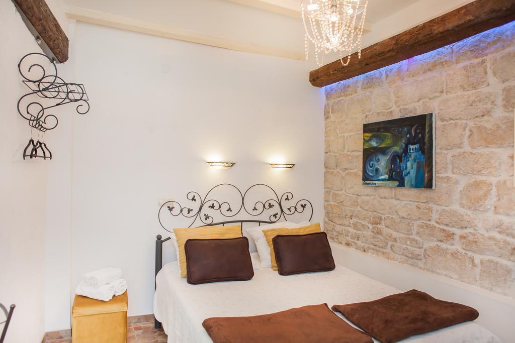 Apartments Laurus شيبينيك المظهر الخارجي الصورة