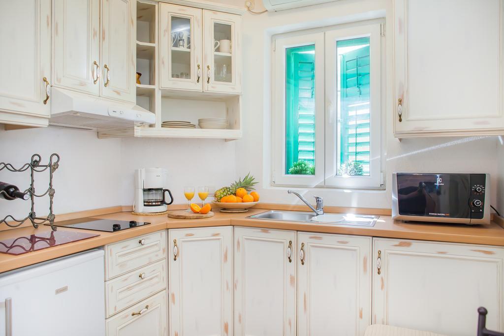 Apartments Laurus شيبينيك المظهر الخارجي الصورة