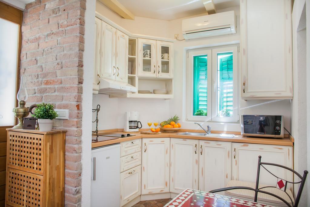 Apartments Laurus شيبينيك المظهر الخارجي الصورة