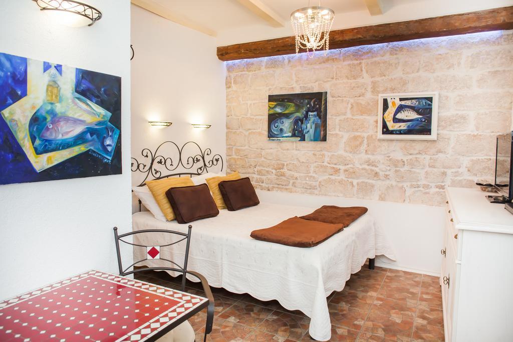 Apartments Laurus شيبينيك المظهر الخارجي الصورة