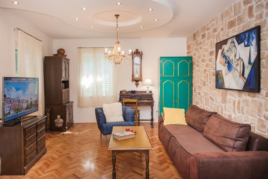 Apartments Laurus شيبينيك المظهر الخارجي الصورة
